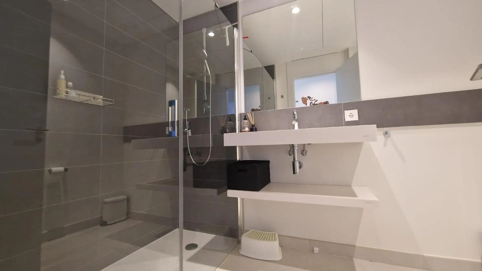 Elegant 2Br Apartment Prime Area Torremuelle